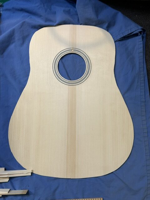 Martin style HD 28 kit East Indian rosewood and AAA red spruce top with Old style grained Ivroid - Image 5