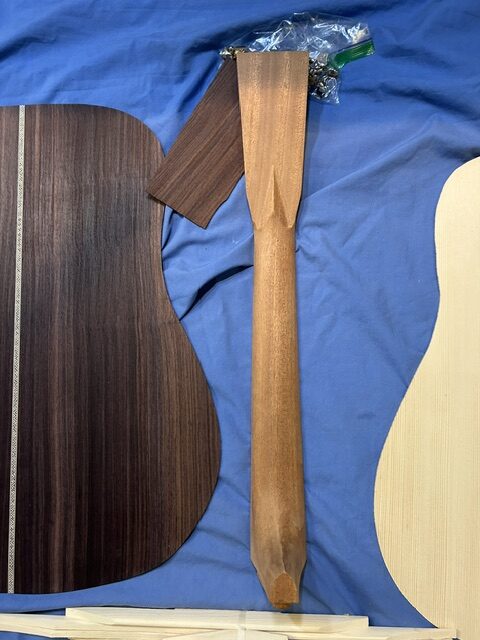 Martin style HD 28 kit East Indian rosewood and AAA red spruce top with Old style grained Ivroid - Image 8