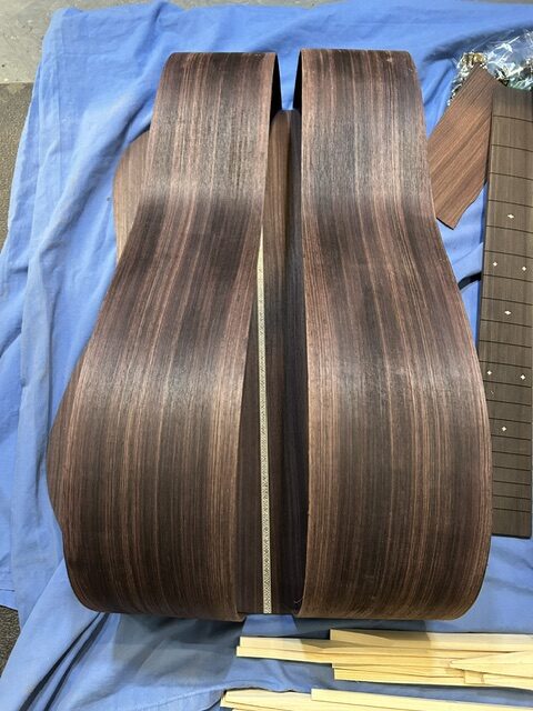 Martin style HD 28 kit East Indian rosewood and AAA red spruce top with Old style grained Ivroid - Image 9