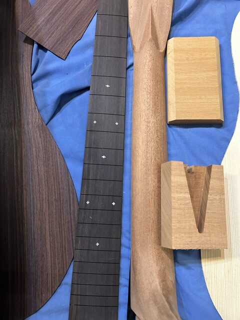 Martin style HD 28 kit East Indian rosewood and AAA red spruce top with Old style grained Ivroid - Image 10