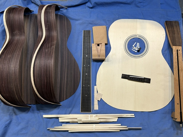 OM 28 with red spruce top maple binding - Image 4