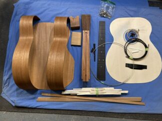 000-18 kit  herringbone top purfling  red spruce top Honduran Mahogany back and sides