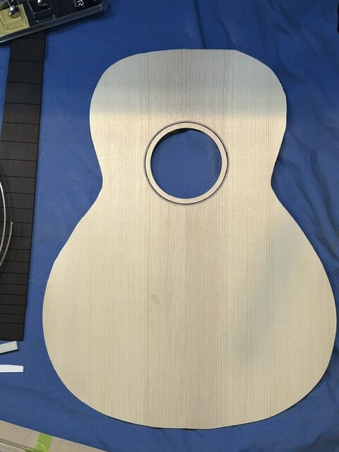 L00 Bloodwood and red spruce kit. 24.75 scale MAPLE NECK - Image 6